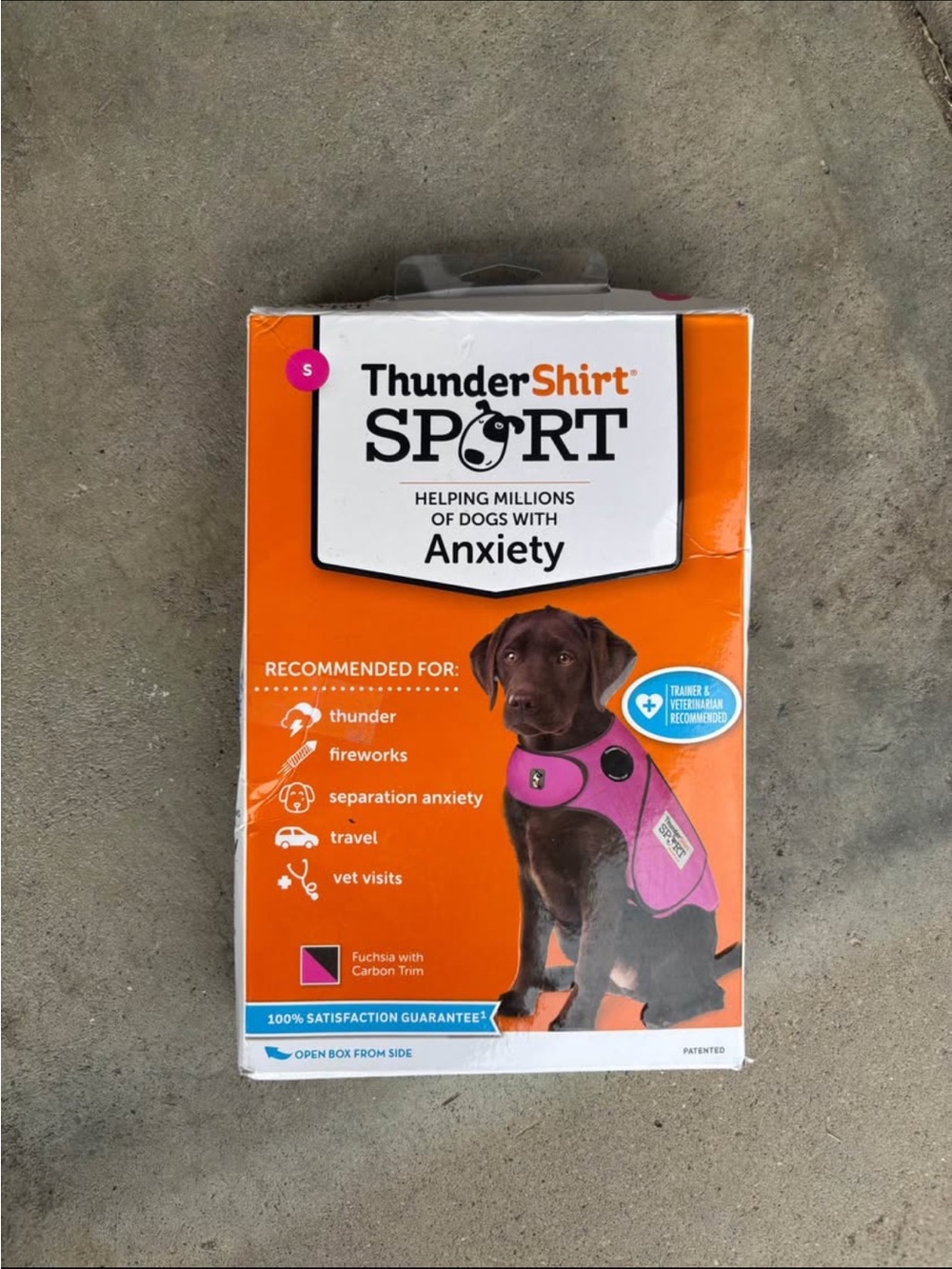 Thundershirt Sport Anxiety Vest in Fuchsia and Black